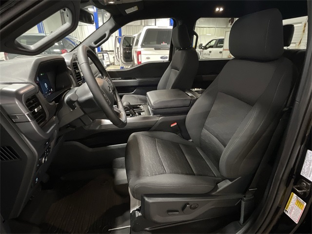 2025 Ford F-150 XLT photo 15