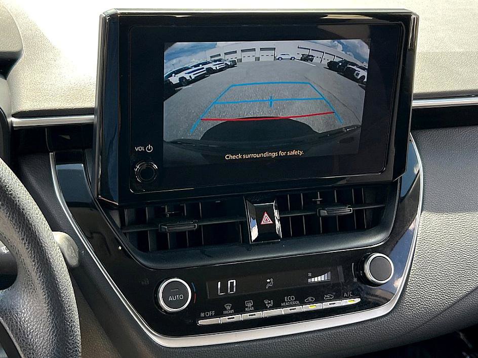 2024 Toyota Corolla LE photo 12