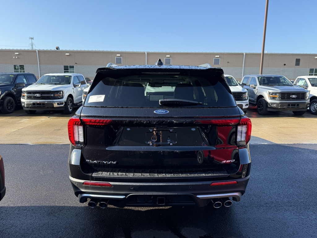 2025 Ford Explorer Platinum photo 4