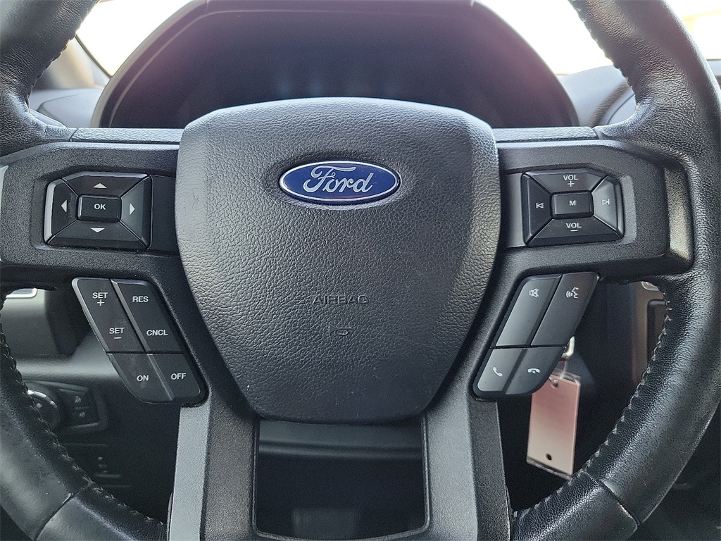 2019 Ford F-150 XLT photo 24