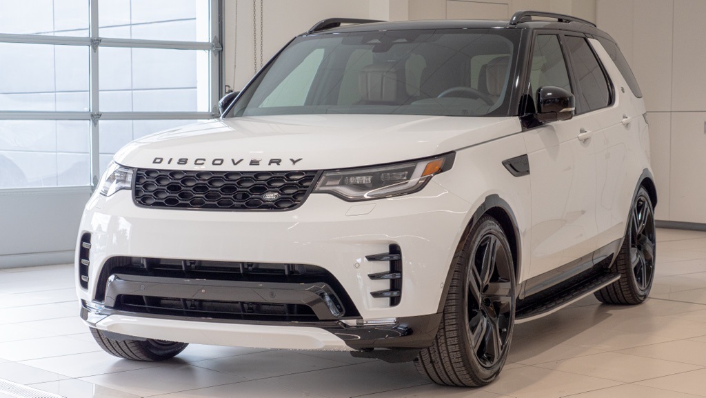 2025 Land Rover Discovery SE photo 3