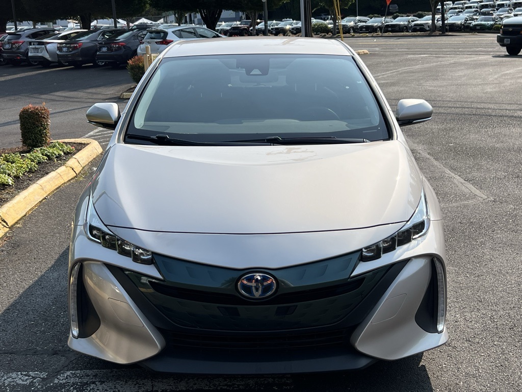 2019 Toyota Prius Prime Plus Premium Advanced photo 2