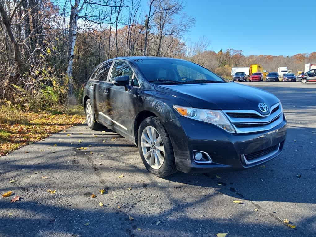 2015 Toyota Venza XLE photo 3