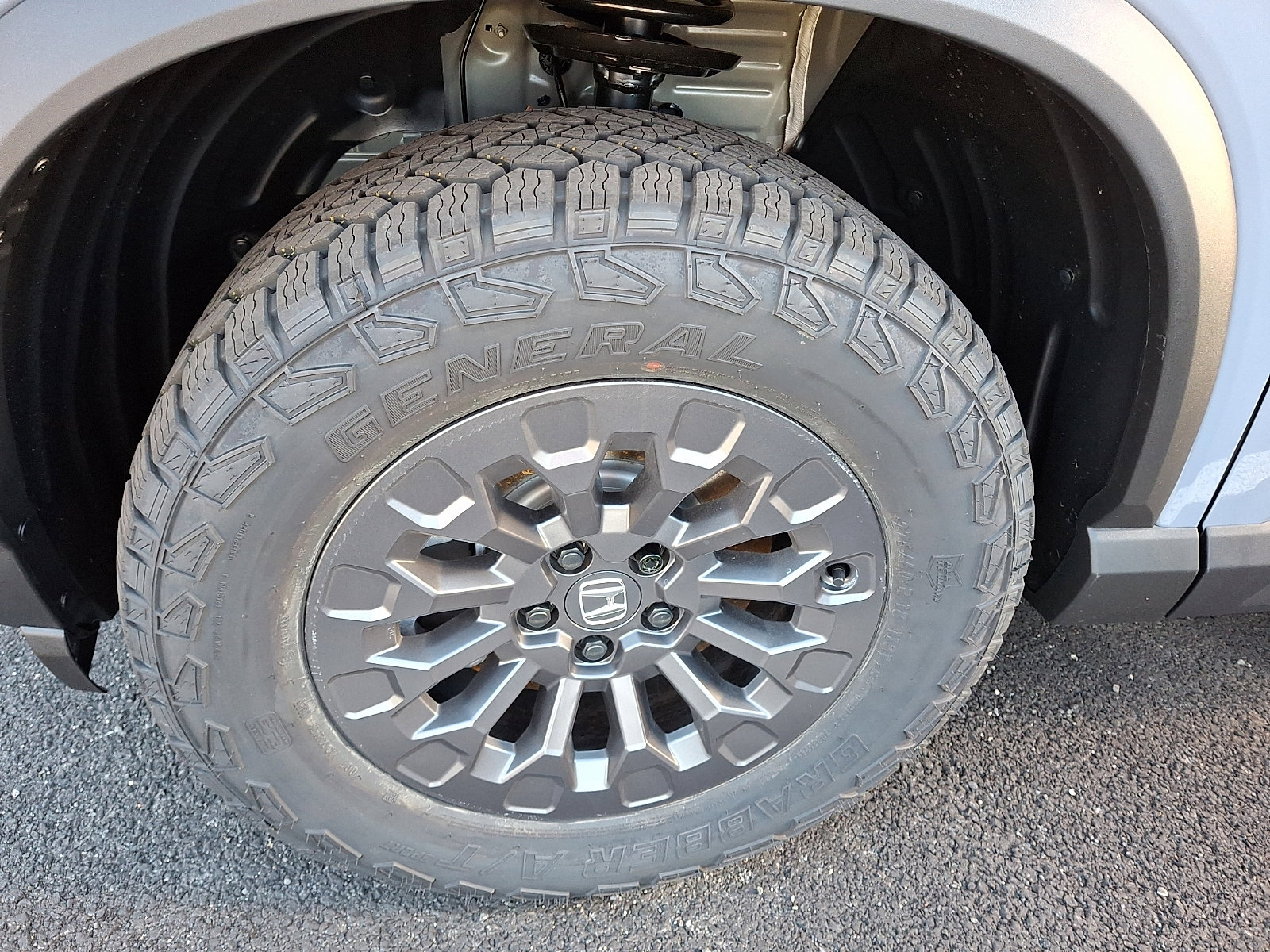 2026 Honda Passport TrailSport photo 4