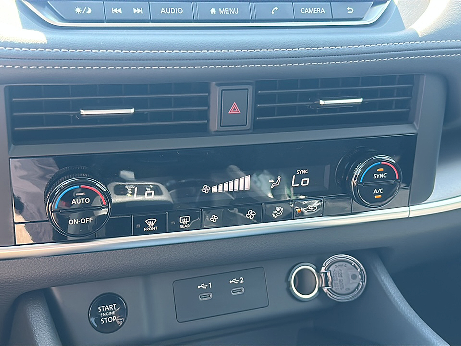 2026 Nissan Rogue SV photo 9