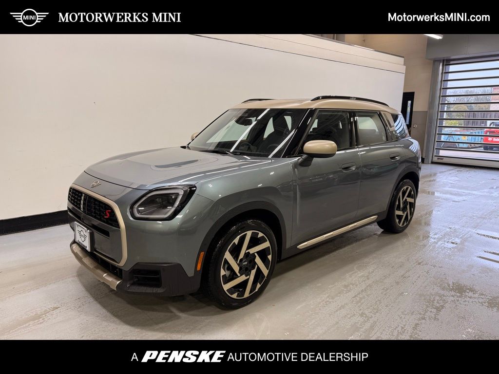 2025 MINI Countryman S's photo