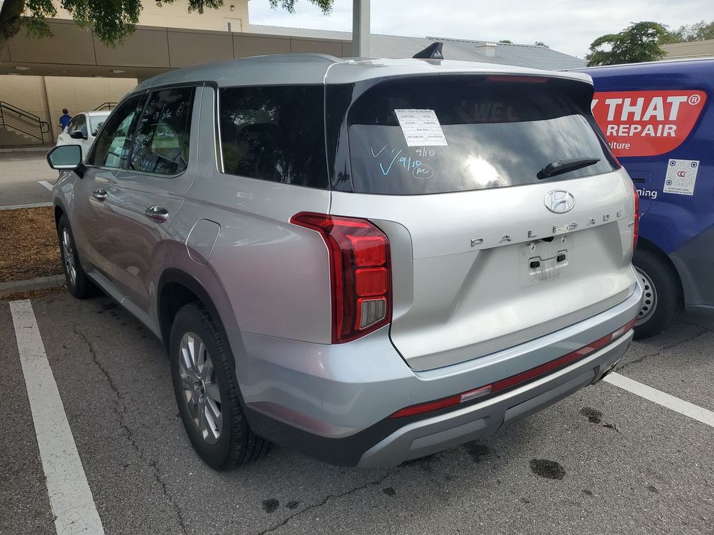 2024 Hyundai Palisade SEL photo 3