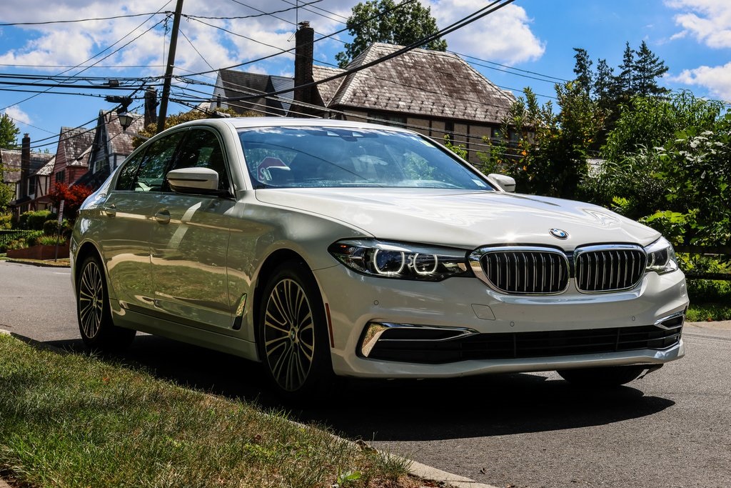 2019 Bmw 530i Sedan photo 2