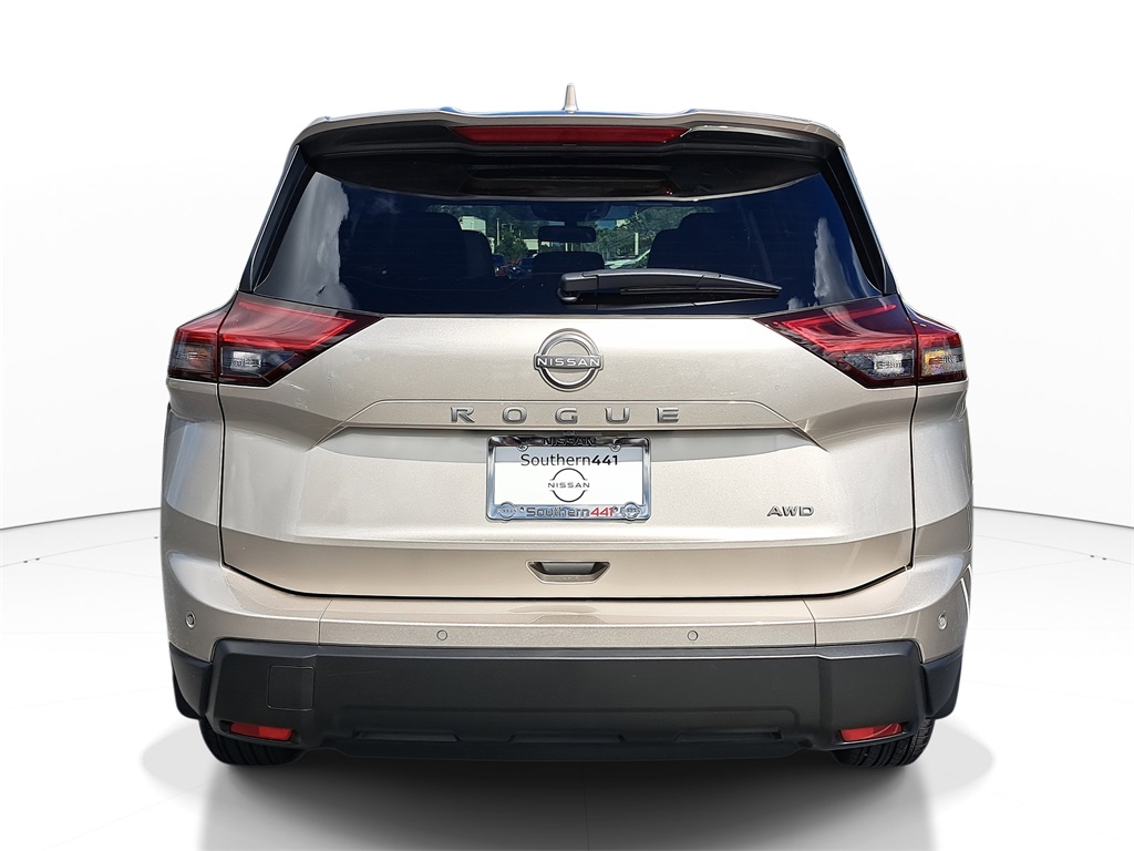 2026 Nissan Rogue SV photo 6