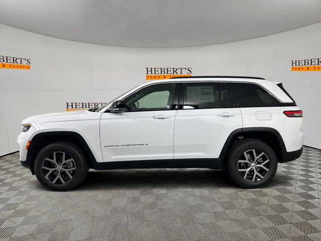 2025 Jeep Grand Cherokee Limited photo 2