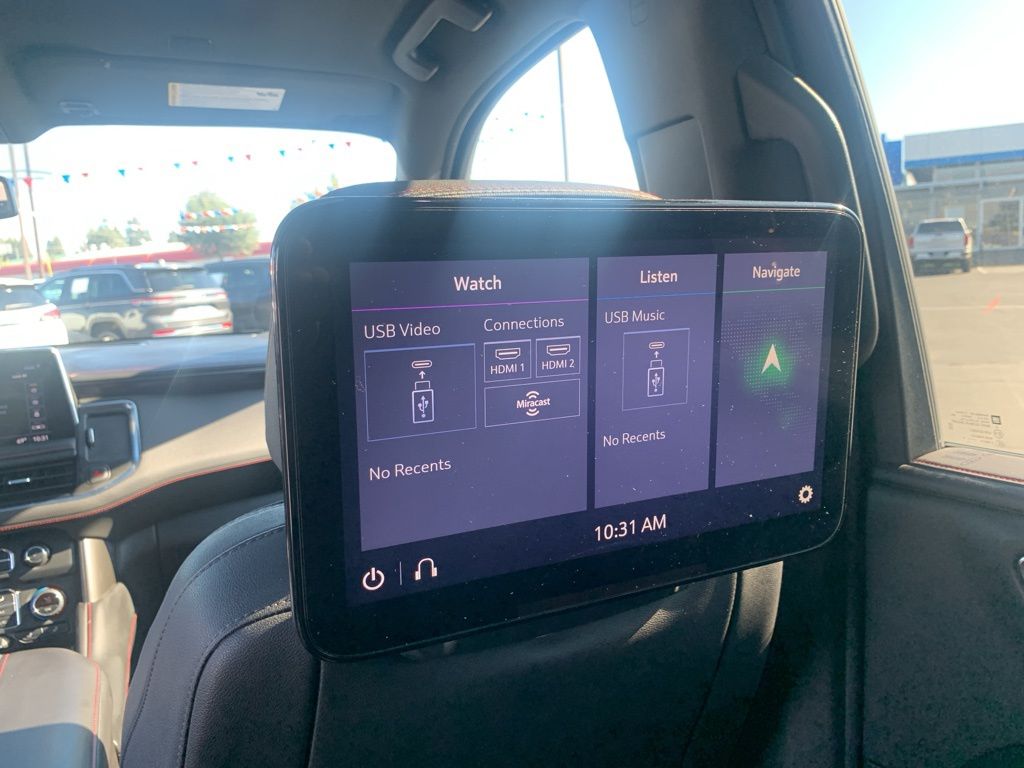 2021 Chevrolet Tahoe RST photo 12
