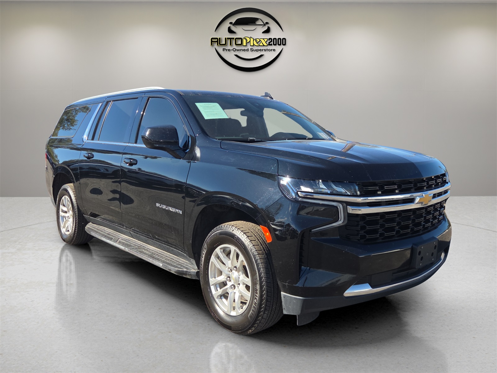 2021 Chevrolet Suburban LS's photo