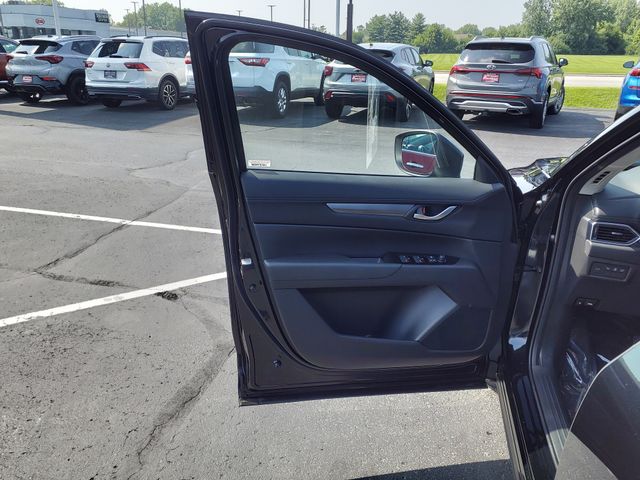 2025 Mazda CX-5 2.5 S Preferred photo 20