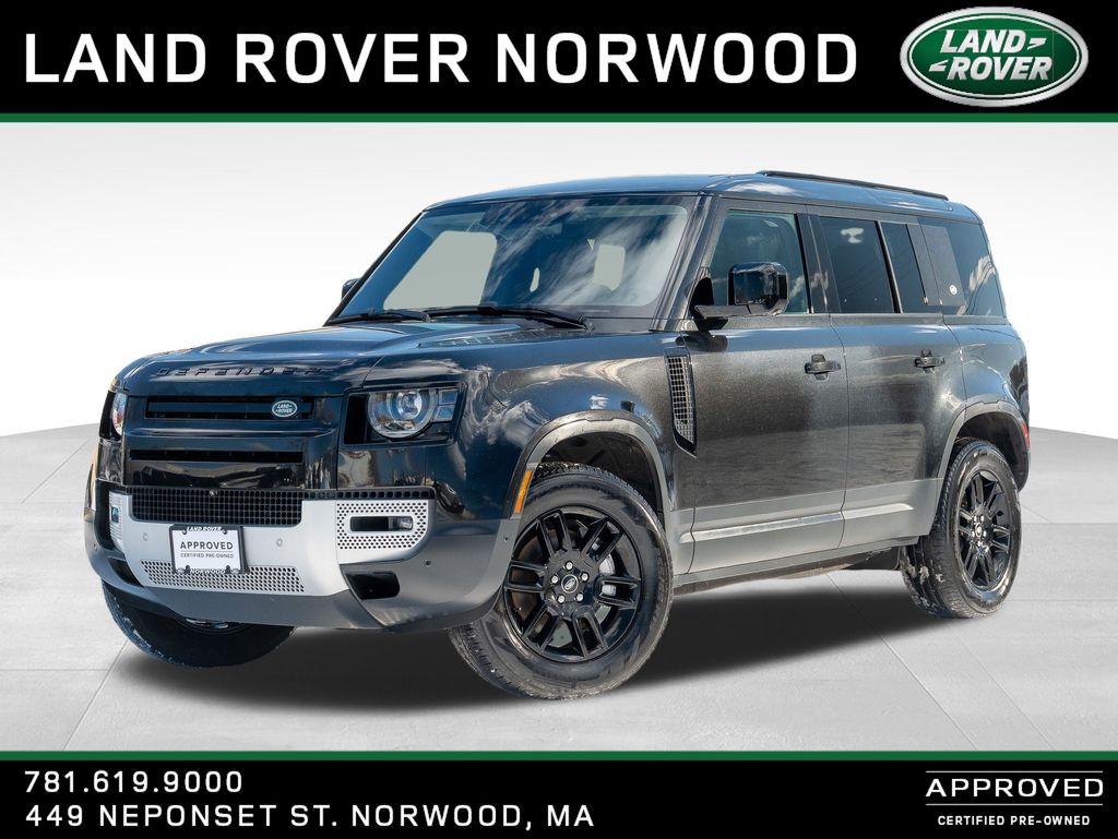 2024 Land Rover Defender S's photo