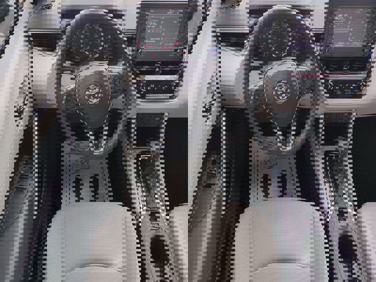 2022 Toyota Corolla Cross LE photo 14