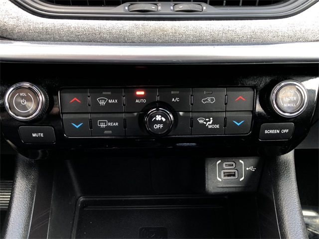 2022 Jeep Compass Latitude photo 25