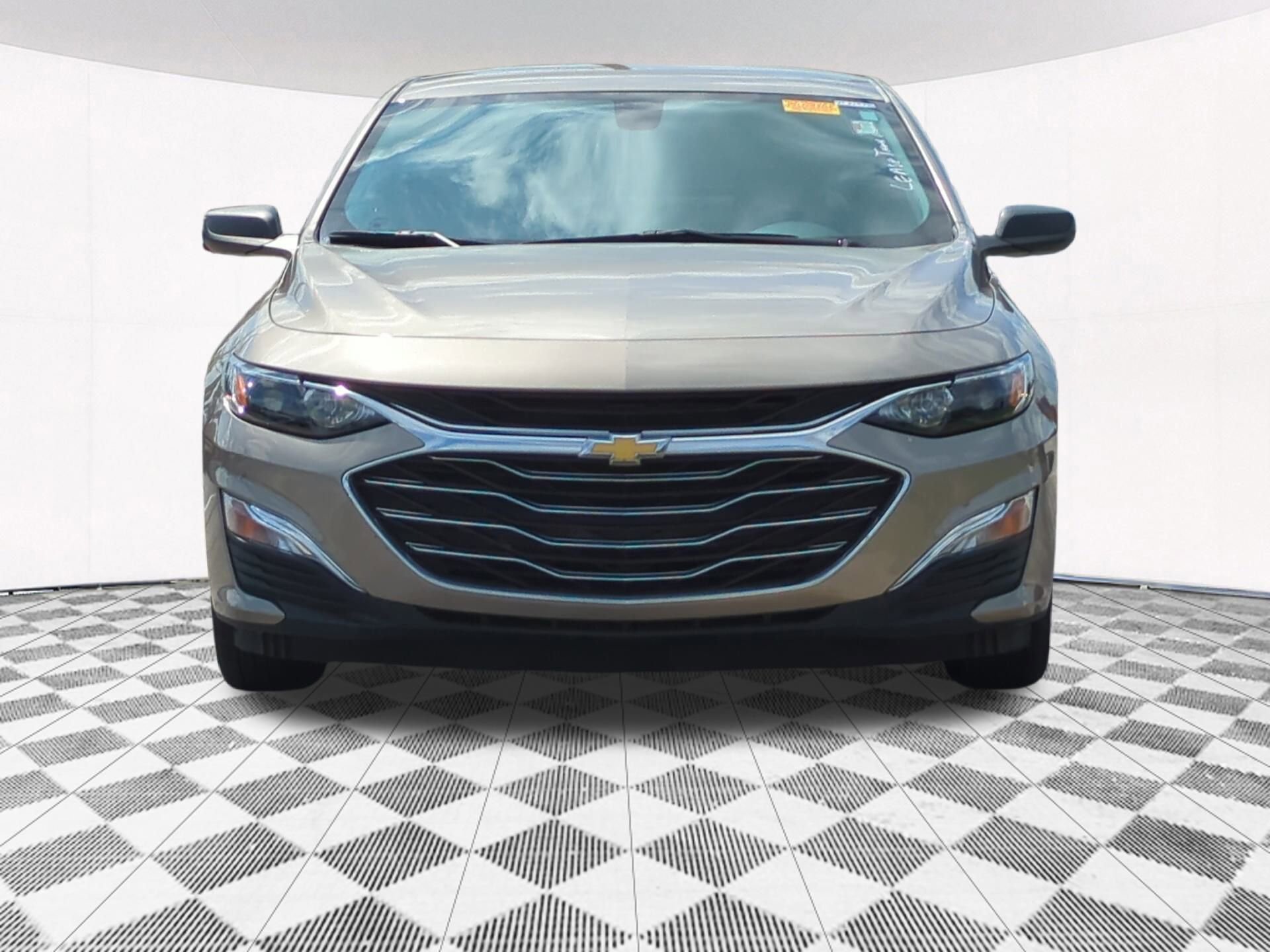 2022 Chevrolet Malibu photo 4