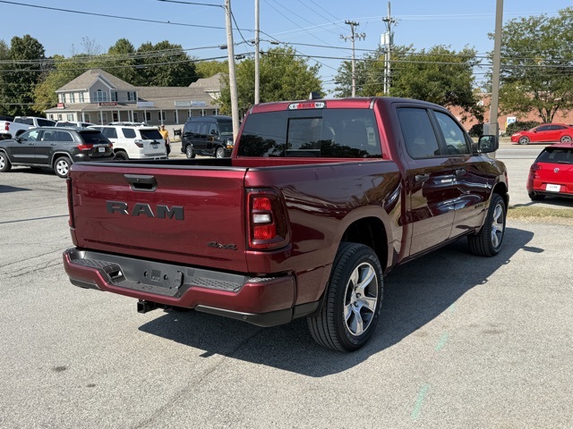 2025 Ram 1500 Tradesman photo 6