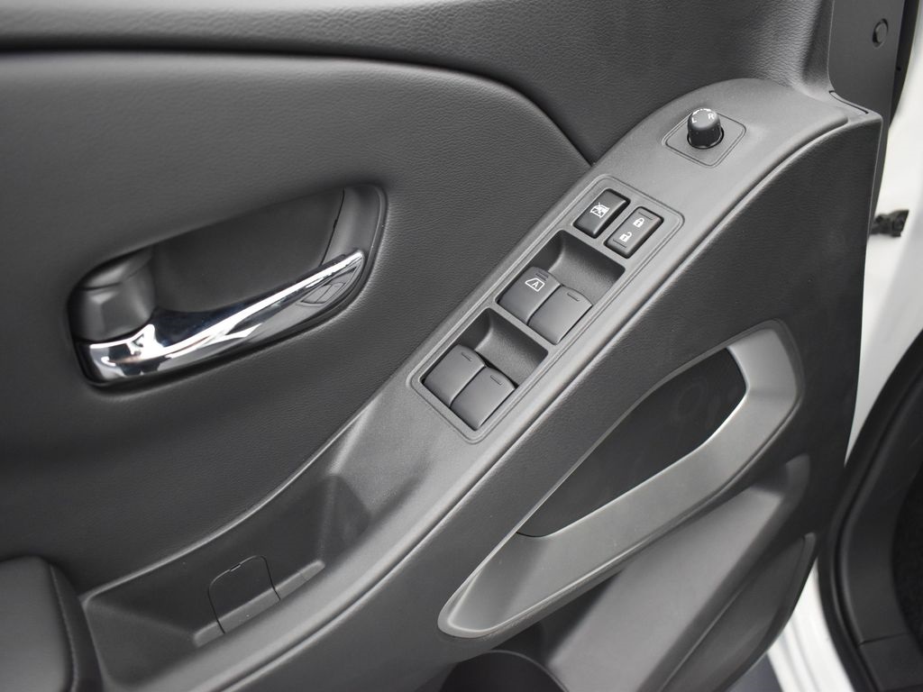 2025 Nissan Frontier SV photo 21