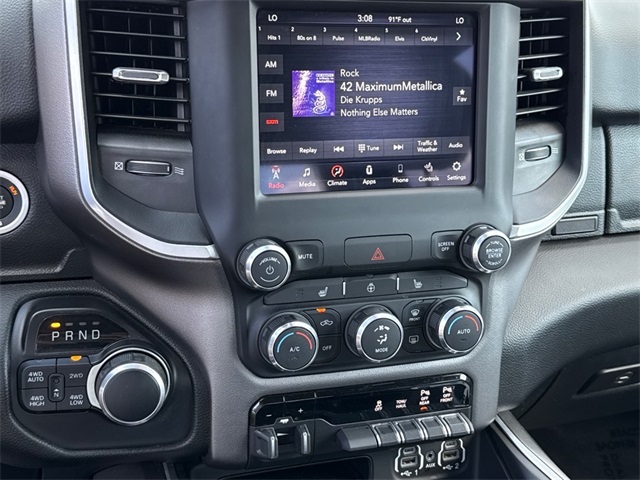 2020 Ram 1500 Big Horn Lone Star photo 3
