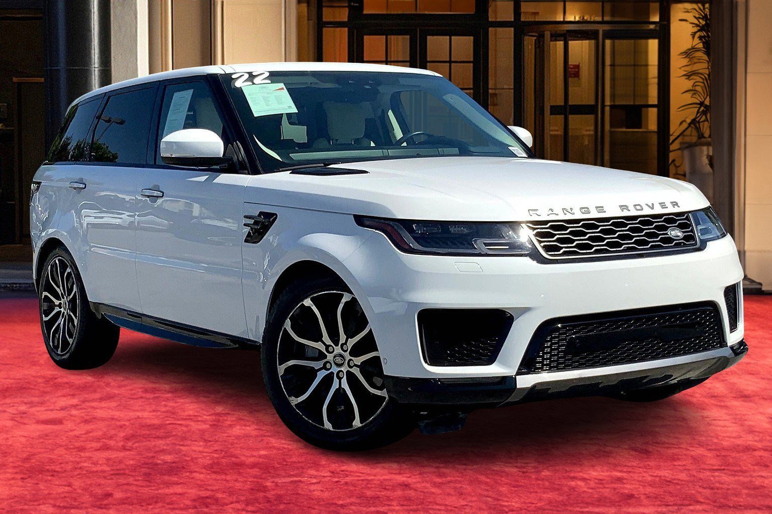 2022 Land Rover Range Rover Sport HSE Silver Edition photo 2