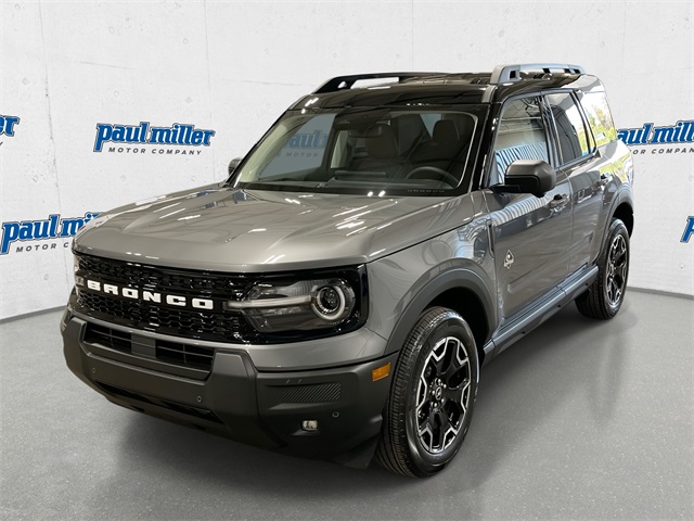 2025 Ford Bronco Sport Outer Banks's photo