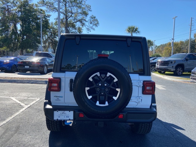 2024 Jeep Wrangler Rubicon 4xe photo 4