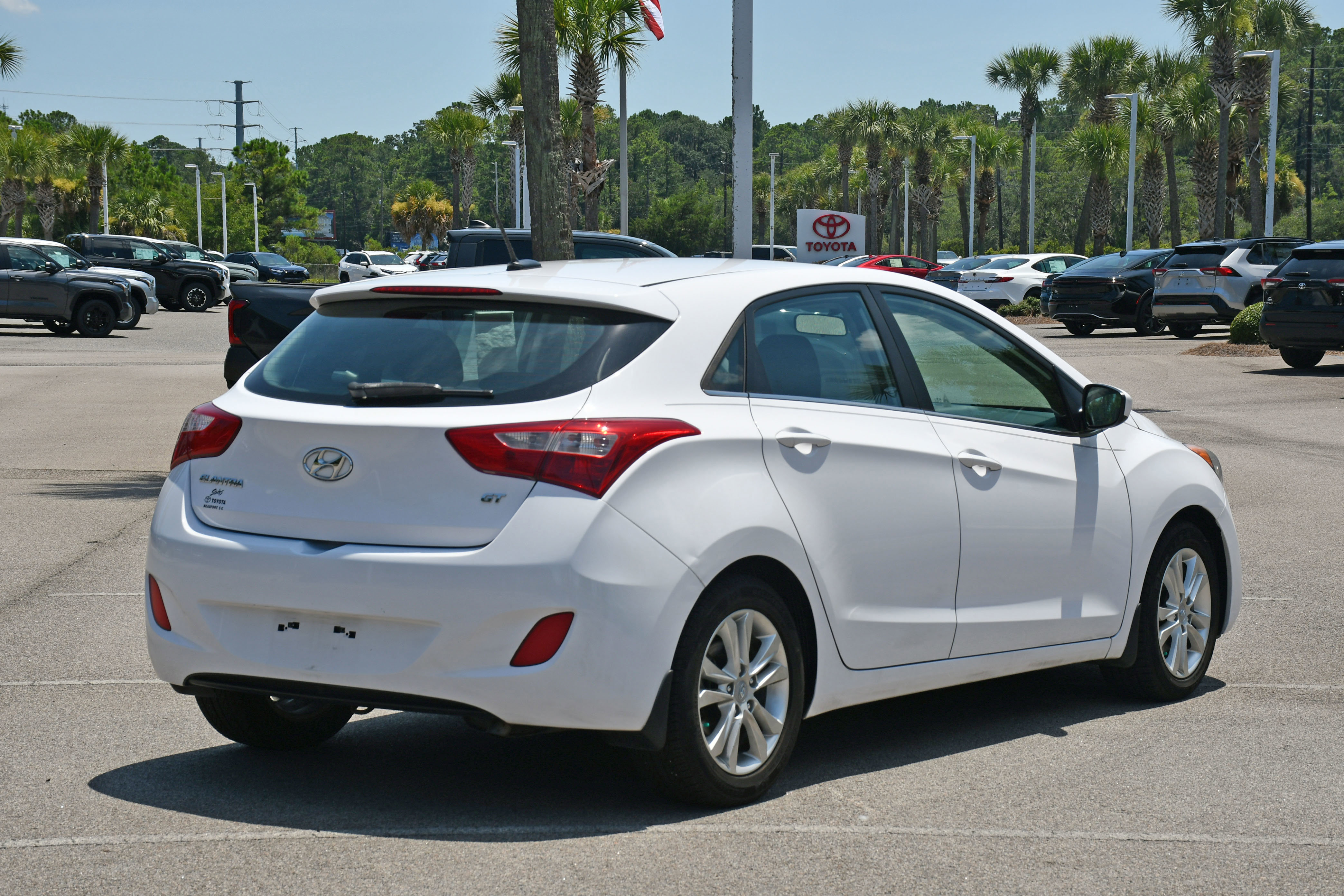 Used 2014 Hyundai Elantra GT Base with VIN KMHD35LH4EU234306 for sale in Bluffton, SC