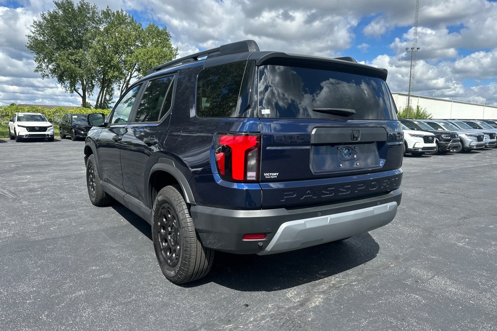 2026 Honda Passport photo 2