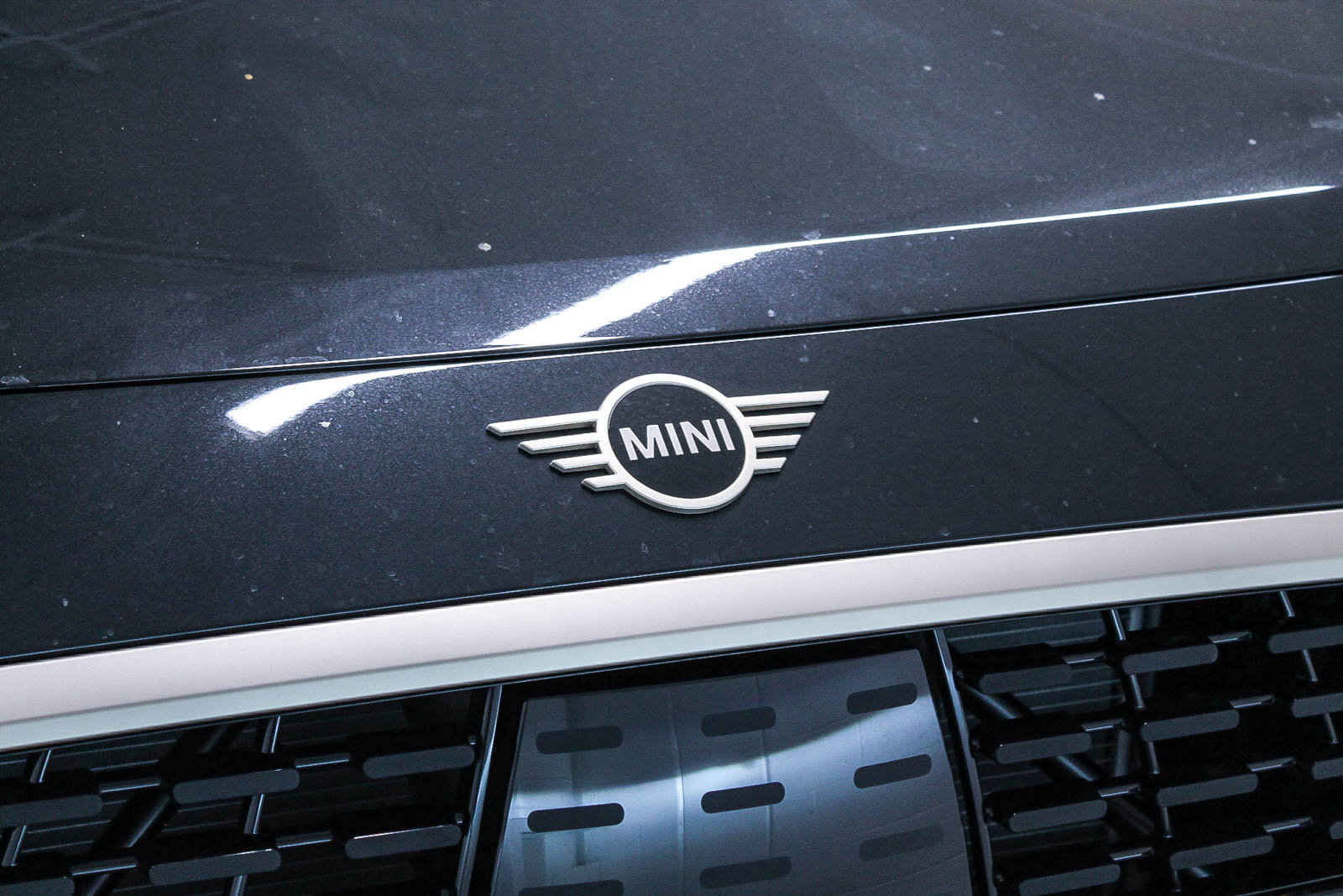 2025 Mini Countryman S ALL4 Iconic photo 8