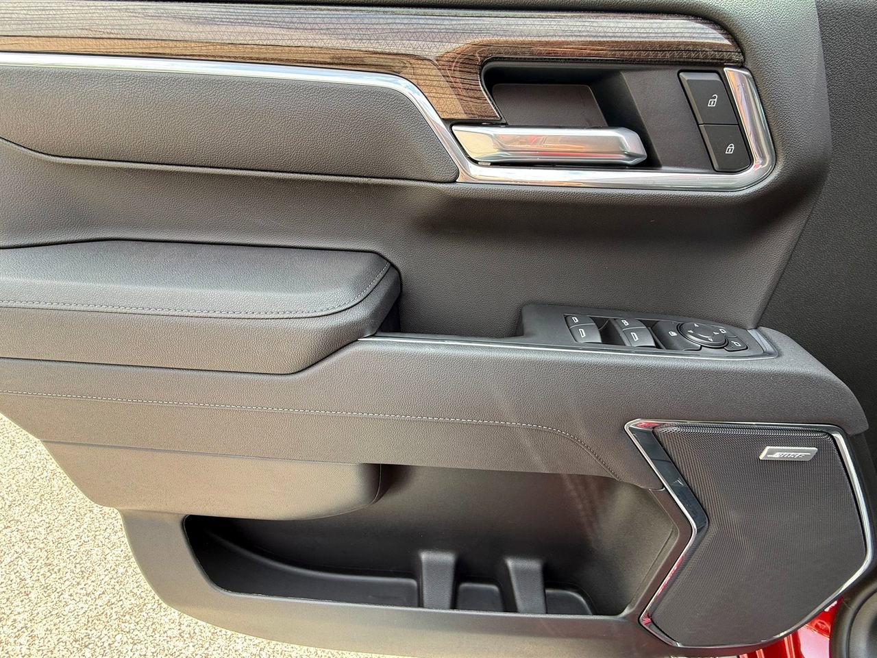 2025 Chevrolet Silverado 1500 LT Trail Boss photo 11