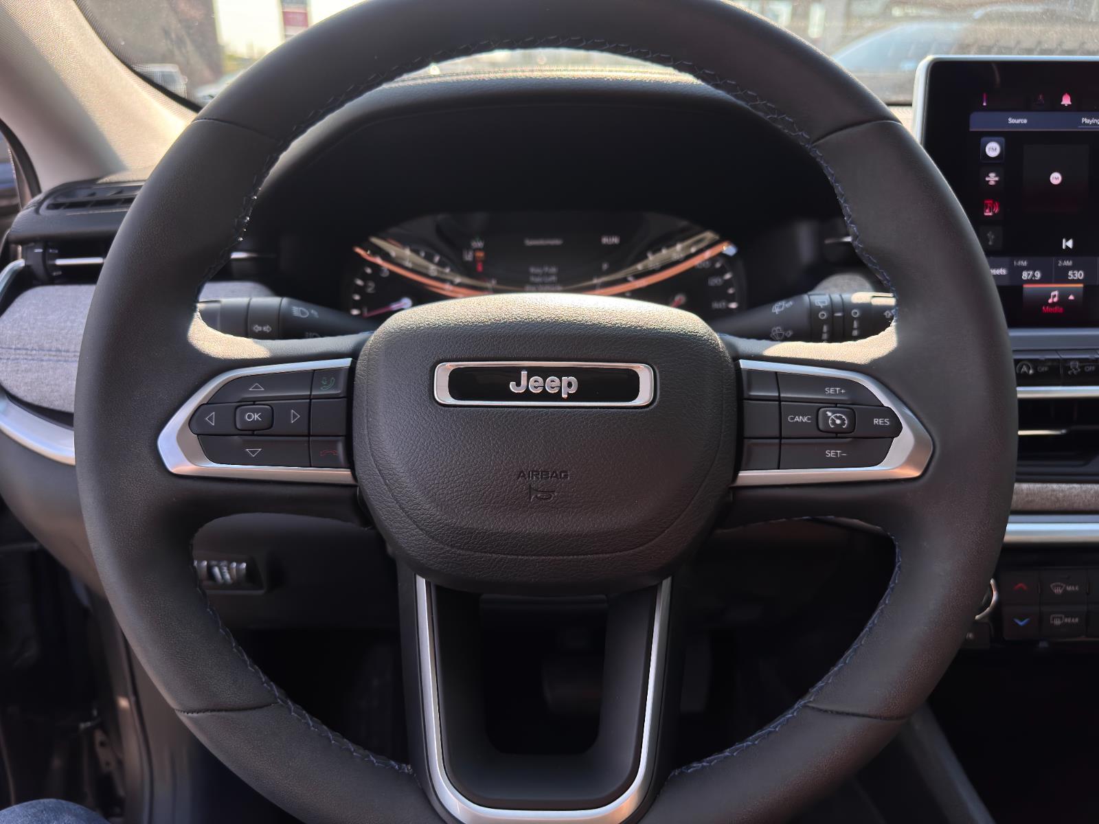 2022 Jeep Compass Latitude photo 14