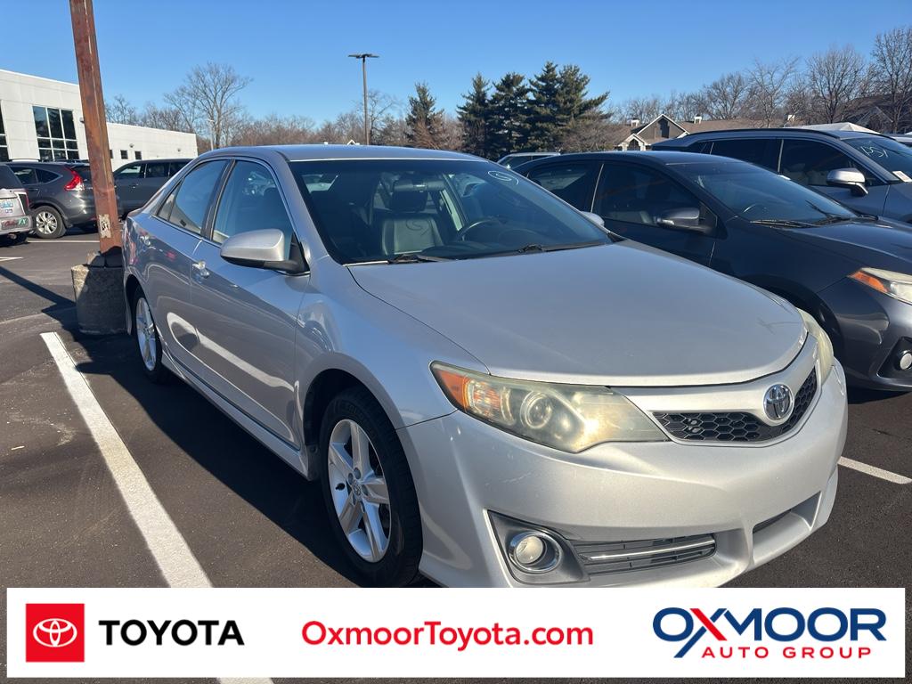 2014 Toyota Camry SE