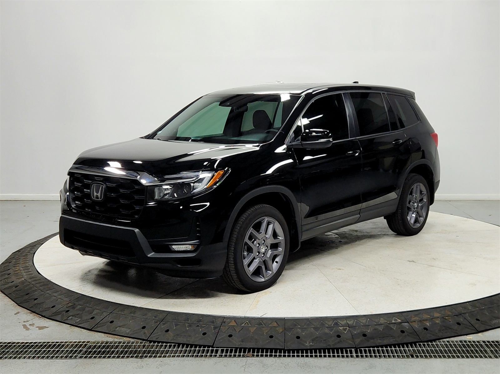 2023 Honda Passport EX-L photo 3