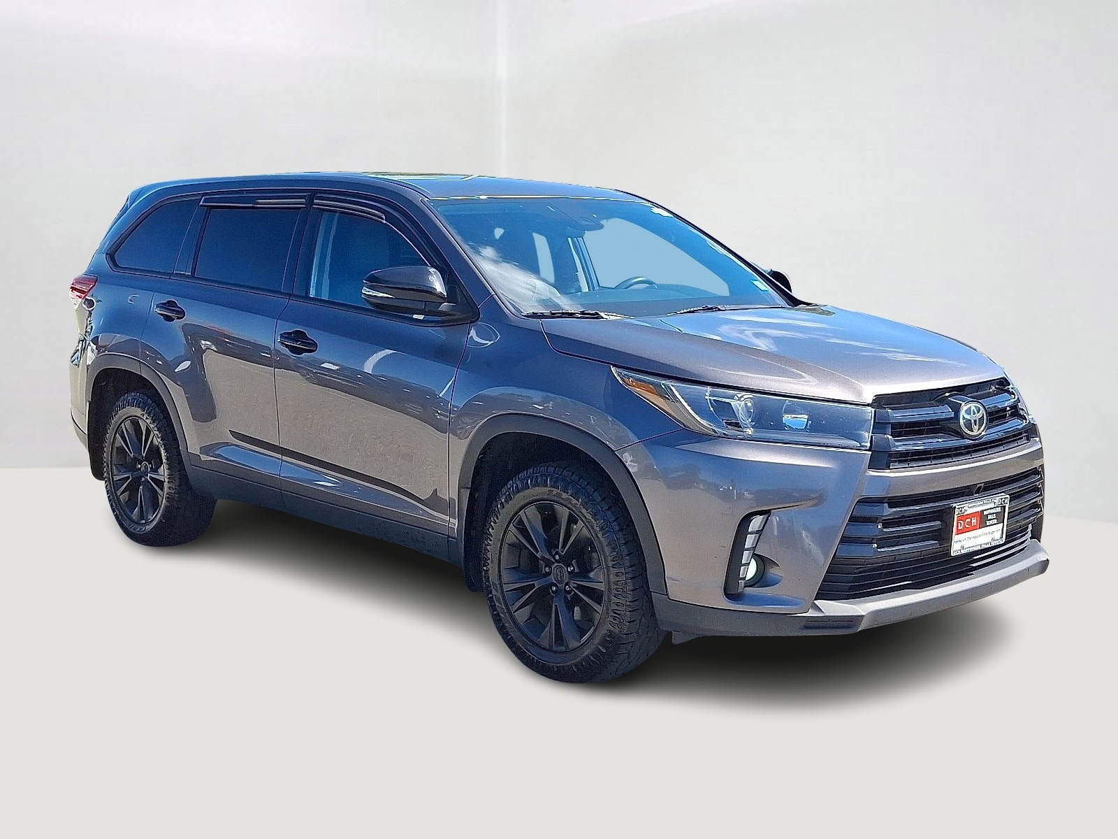 2019 Toyota Highlander LE photo 3