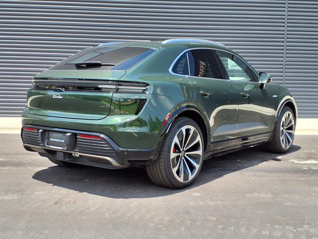 2024 Porsche Macan Electric Turbo photo 29