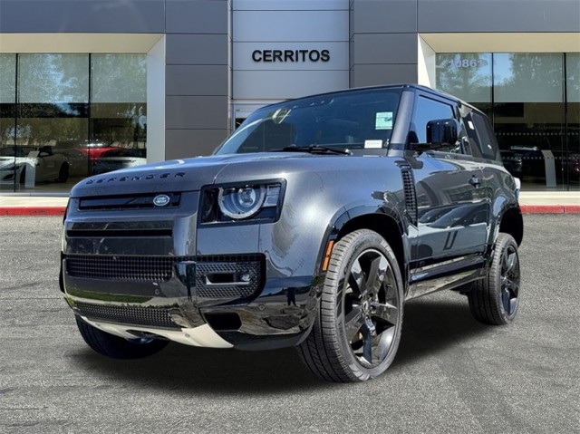 2023 Land Rover Defender 90 V8