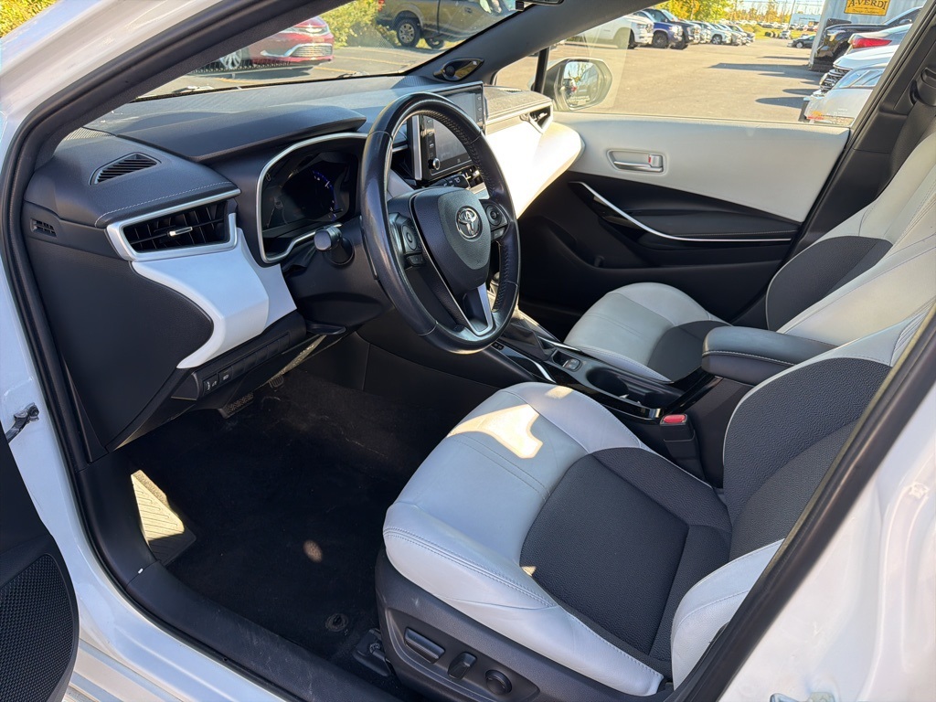 2019 Toyota Corolla XSE photo 4