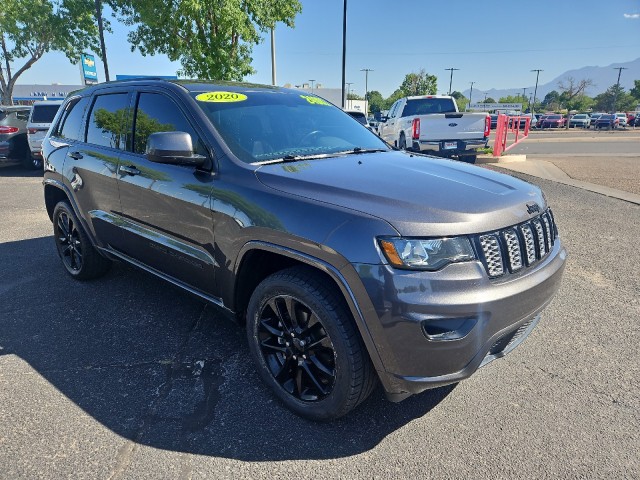 Used 2020 BLACK Jeep Altitude image 1