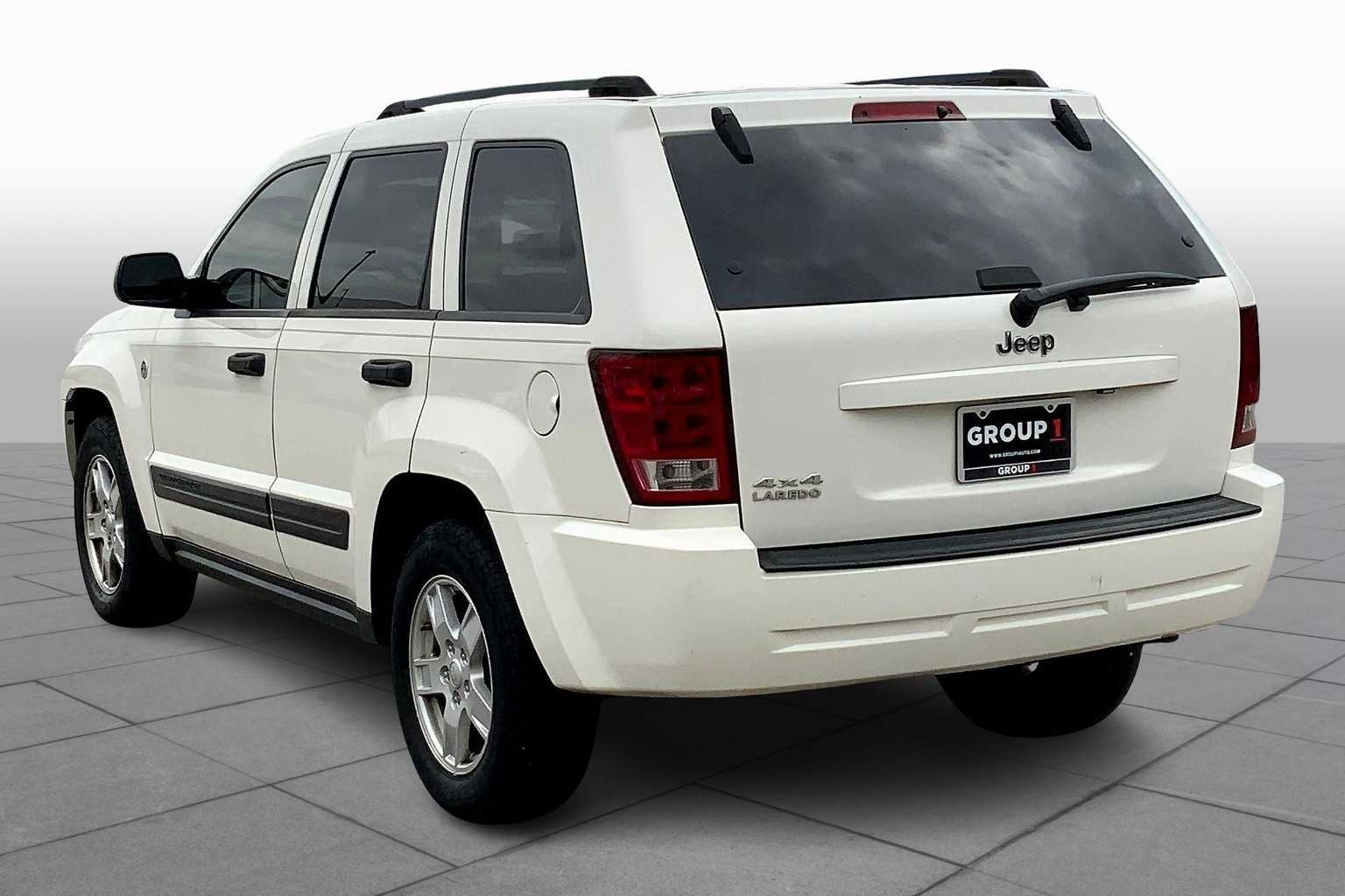 2006 Jeep Grand Cherokee Laredo photo 10