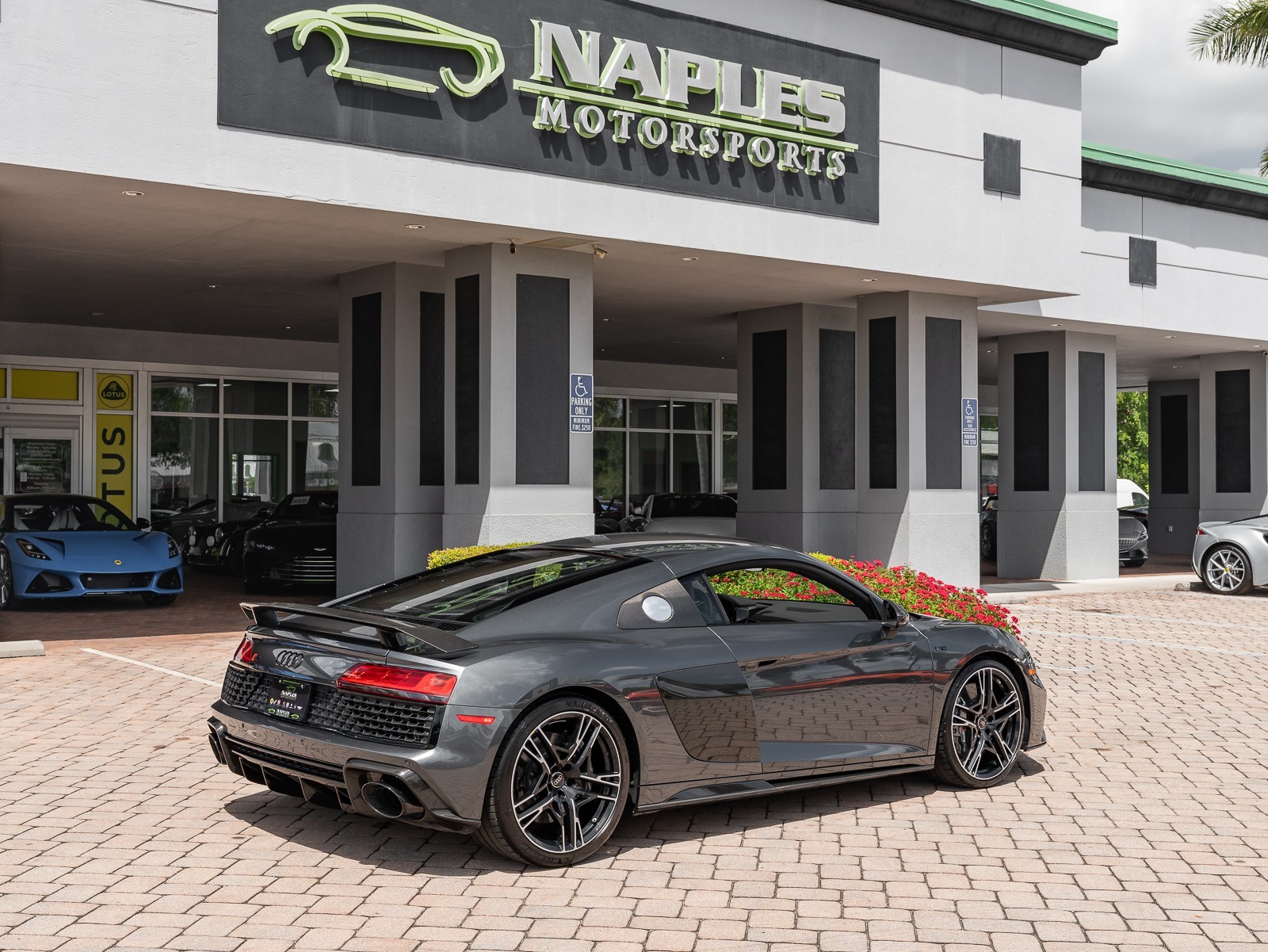 2023 Audi R8 V10 Performance photo 20