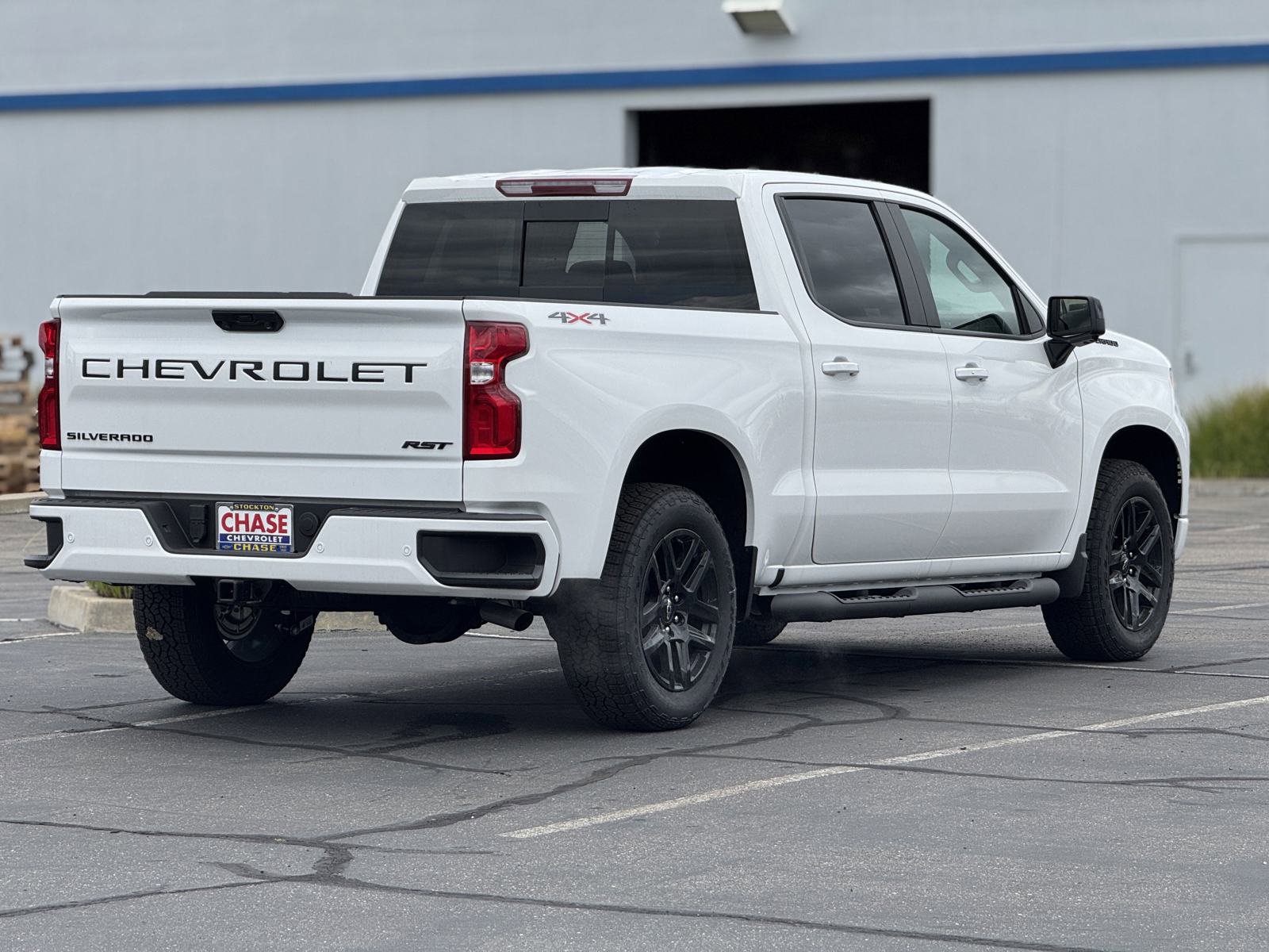 2025 Chevrolet Silverado 1500 RST photo 4