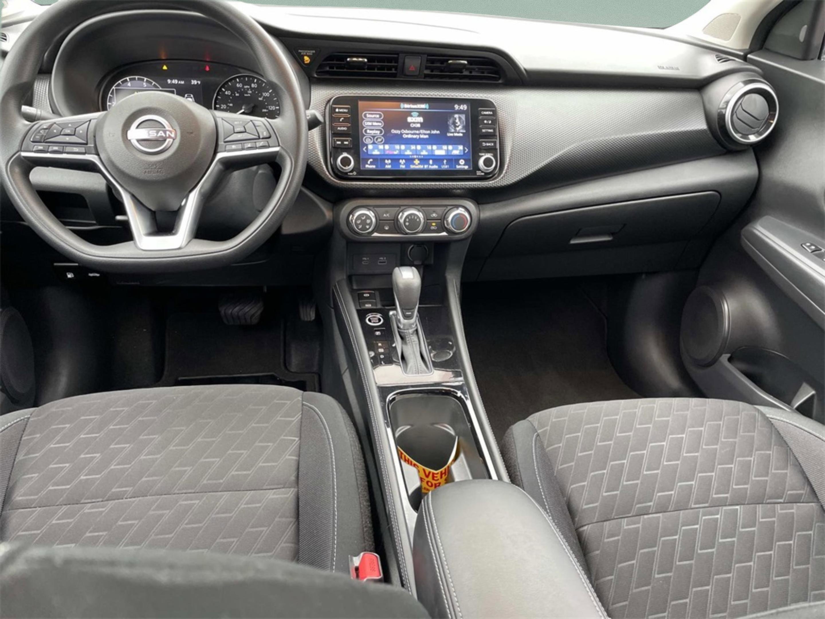 2024 Nissan Kicks SV photo 4