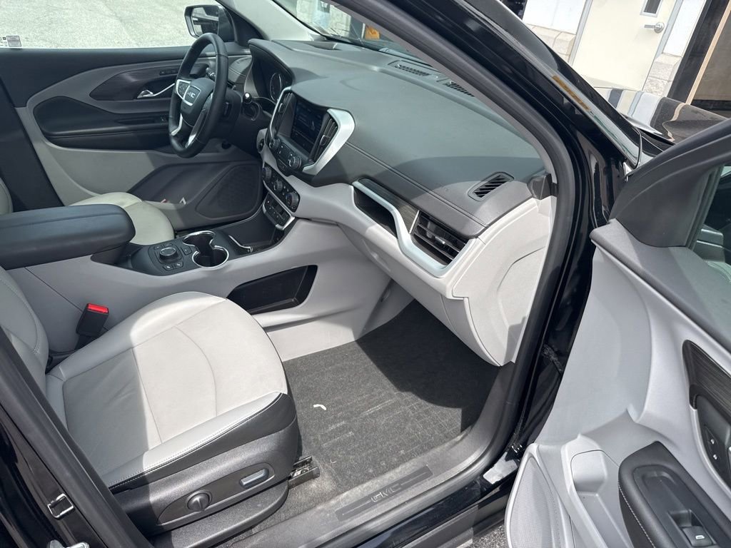 2024 Gmc Terrain SLT photo 8