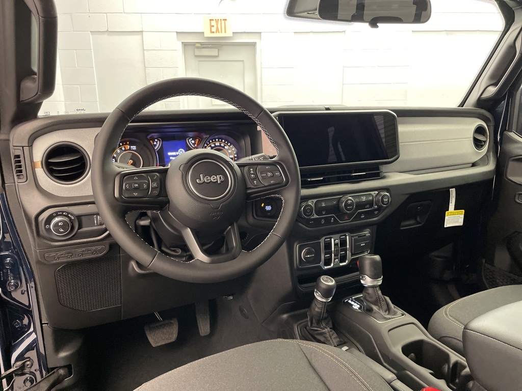 2025 Jeep Gladiator Sport S photo 7