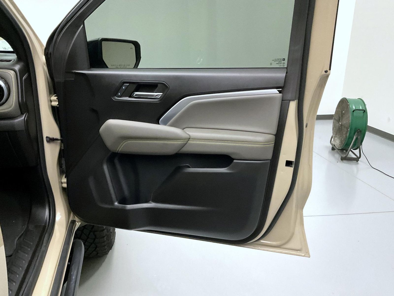 2024 Chevrolet Colorado ZR2 photo 16