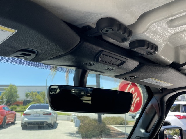 2021 Jeep Wrangler Unlimited Islander photo 28