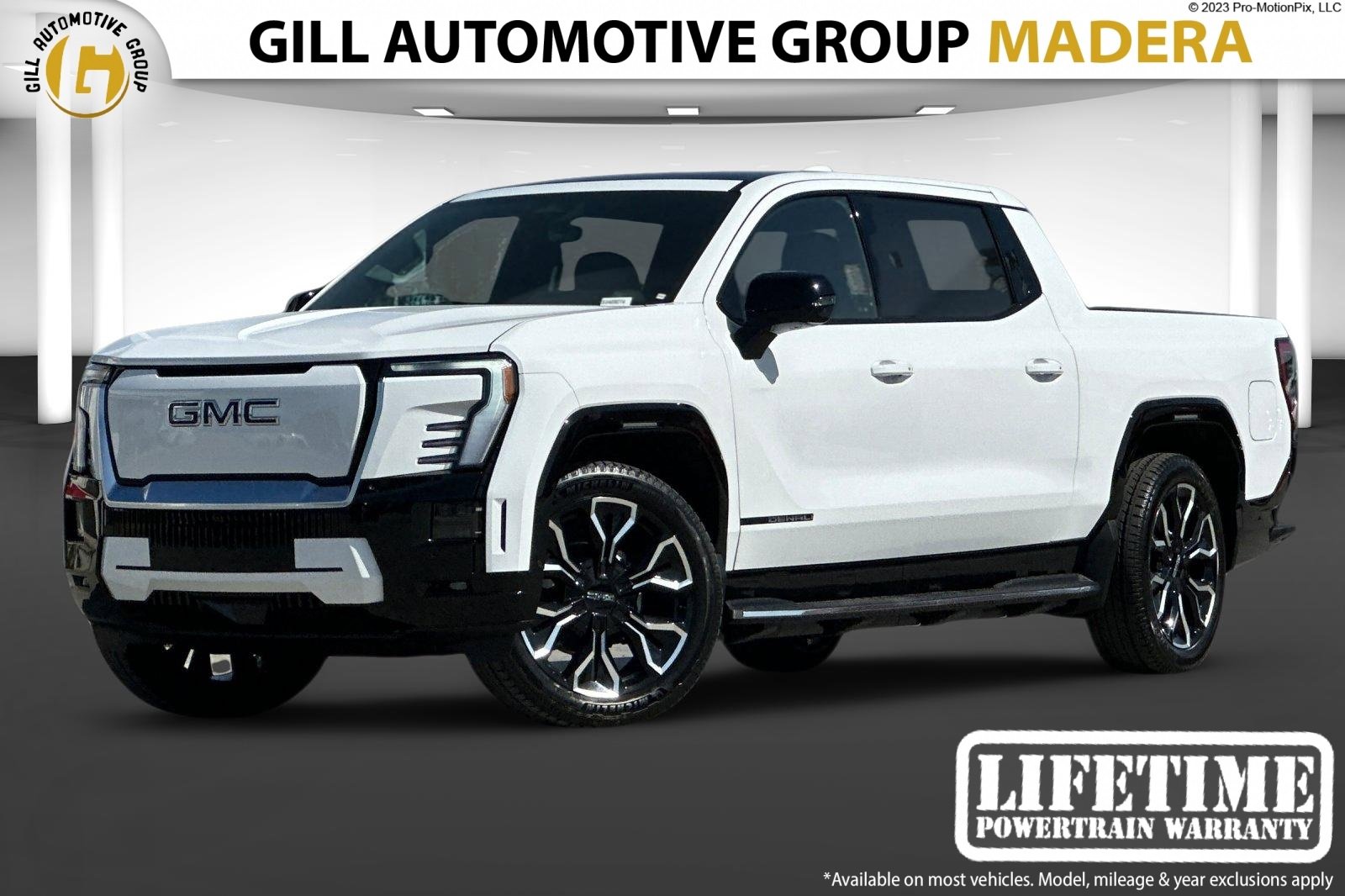 2025 GMC Sierra EV Denali's photo