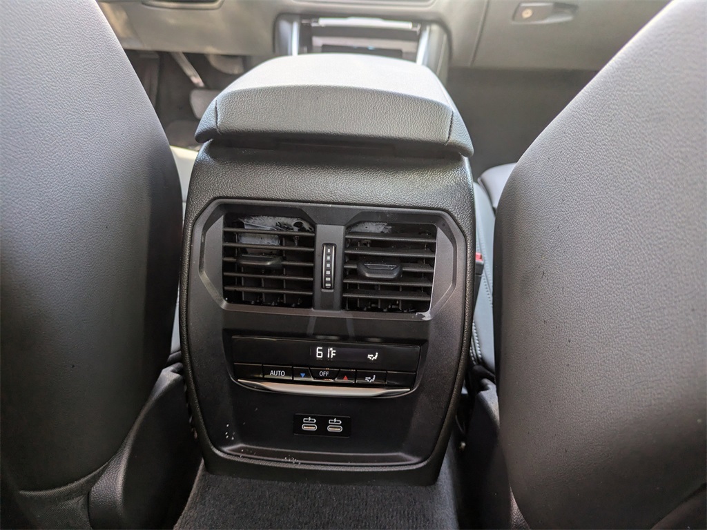2024 Bmw 330e photo 14