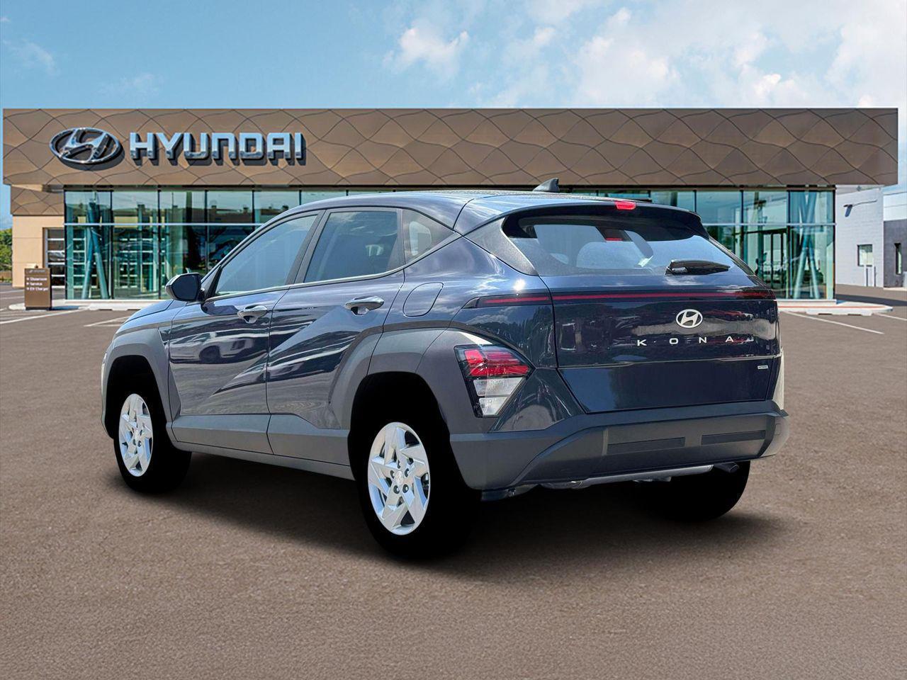 2026 Hyundai Kona SE photo 4